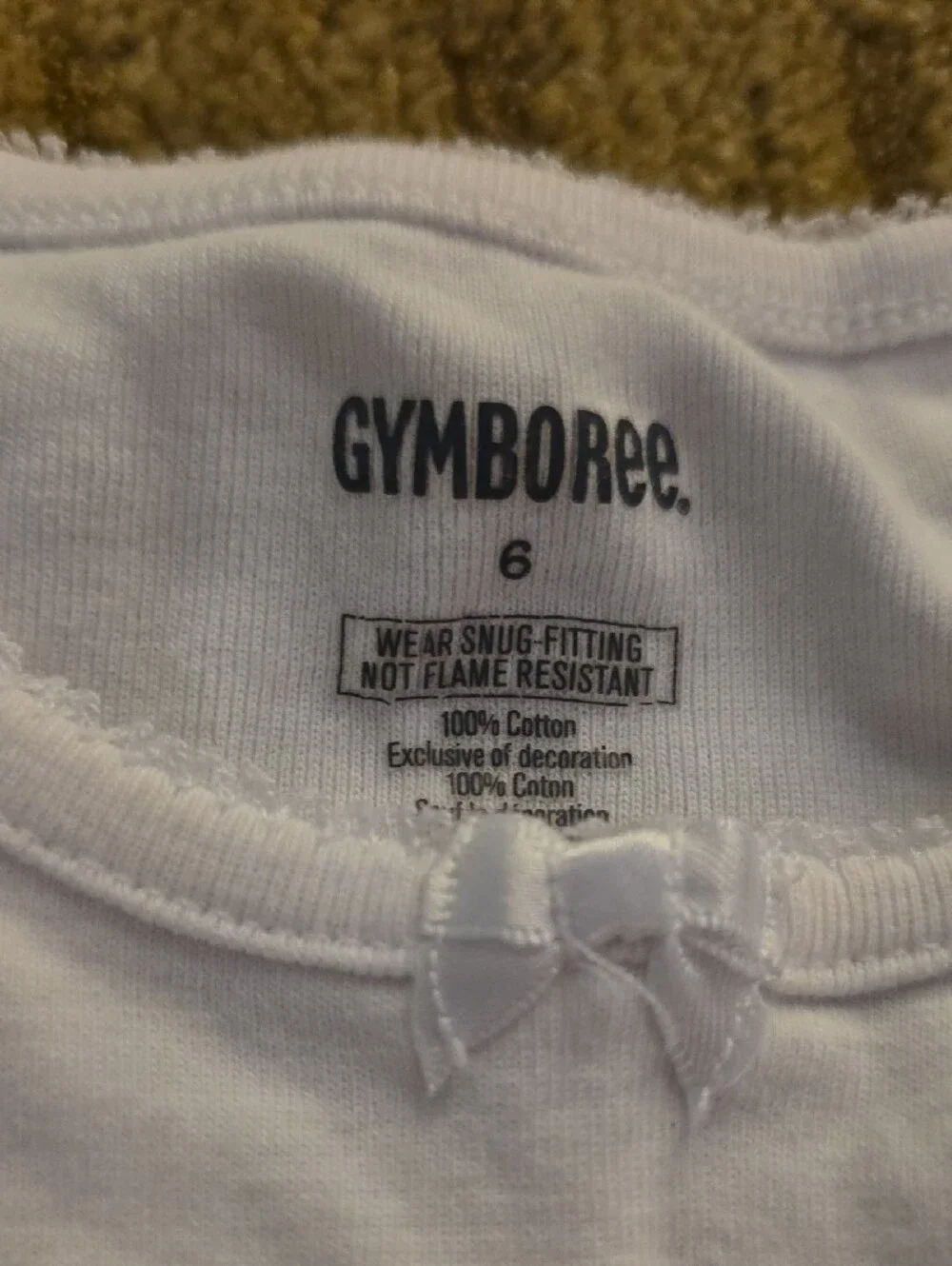 Gymboree White Top with Red, Blue & Pink Patterned Shorts Pajama Set Size 6